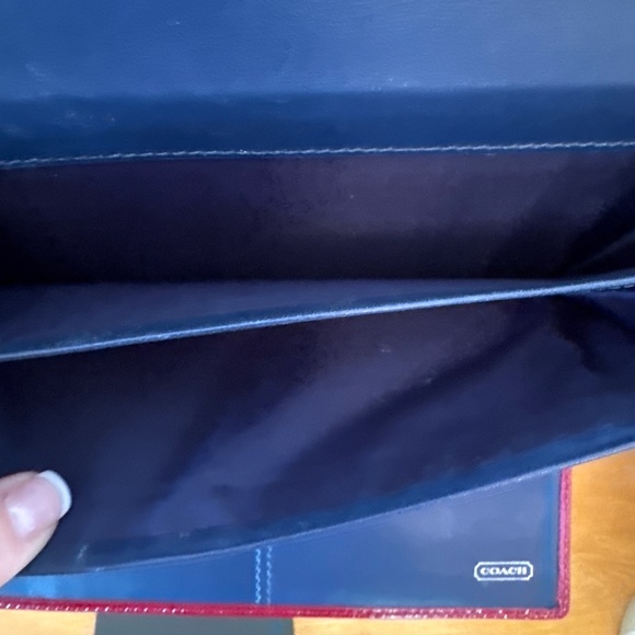 Coach Red Patent Leather silver lock wallet - Picture 11 of 12